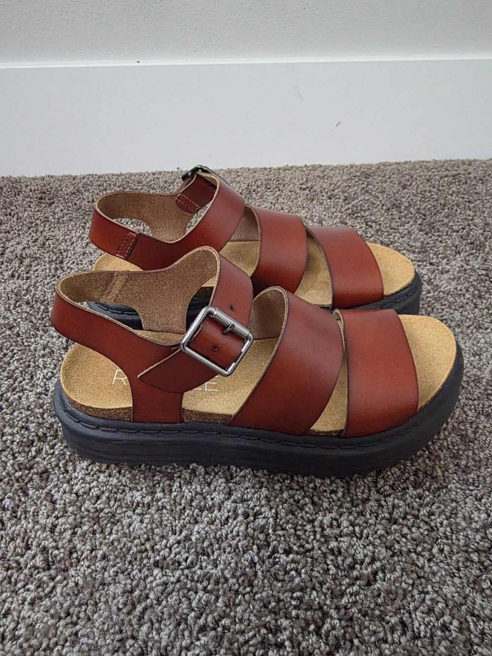 Womens Brown Sandal Never Worn